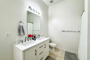 5033 W Topcrest Dr, South Jordan, UT 84009 - Photo 11