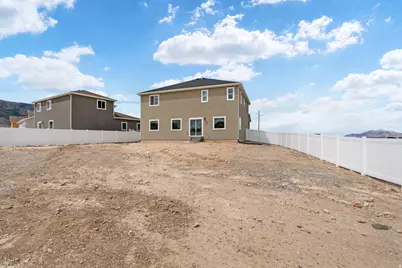 1061 Vegas St W, Grantsville, UT 84029 - Photo 5