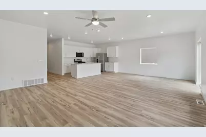1128 Vegas St W, Grantsville, UT 84029 - Photo 13