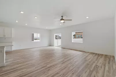 1128 Vegas St W, Grantsville, UT 84029 - Photo 15