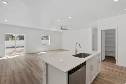 1128 Vegas St W, Grantsville, UT 84029 - Photo 9