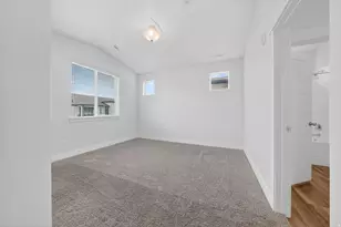 698 N 380 W, Vineyard, UT 84059 - Photo 13