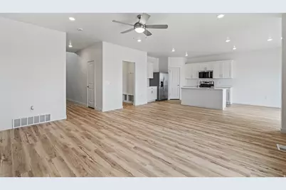 1143 Vegas St W, Grantsville, UT 84029 - Photo 15