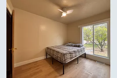 45 W Center St, Orangeville, UT 84537 - Photo 9