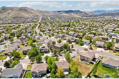 13727 S Blayde Dr W, Herriman, UT 84096 - Photo 59
