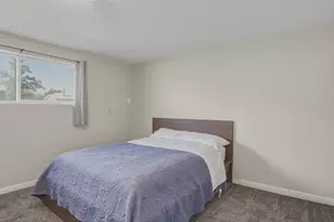 837 E Carnation Dr, Sandy, UT 84094 - Photo 27