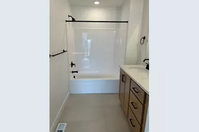 884 S 280 E #204, Spanish Fork, UT 84660 - Photo 25