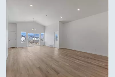 1423 N Harper Way #219, Tooele, UT 84074 - Photo 3