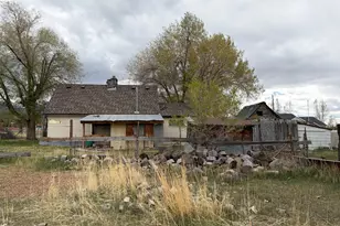 473 E 100 S, Mount Pleasant, UT 84647 - Photo 3