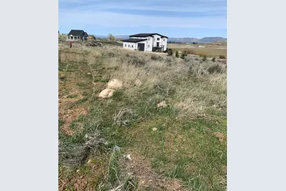 2749 S Country Club Dr #33, Garden City, UT 84028 - Photo 3