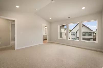 1077 W Linden Ln S #29, Woods Cross, UT 84087 - Photo 3