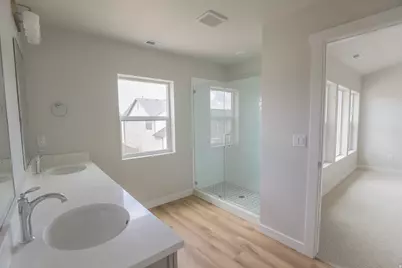 1077 W Linden Ln S #29, Woods Cross, UT 84087 - Photo 5
