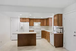 1021 E 5675 S, South Ogden, UT 84405 - Photo 11