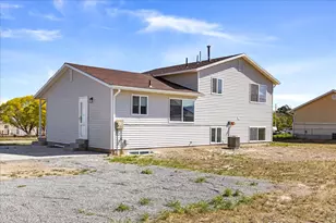 431 W Cherry St, Grantsville, UT 84029 - Photo 29