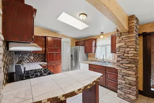 2875 N Hillfield Rd, Layton, UT 84041 - Photo 9