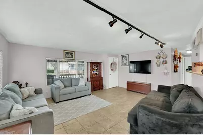 190 E Nimue Cir, North Salt Lake, UT 84054 - Photo 3