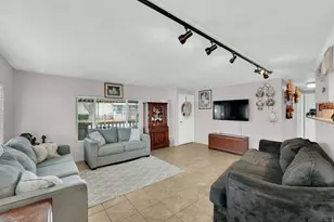 190 E Nimue Circle, North Salt Lake, UT 84054 - Photo 3
