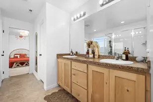 256 W Horizon Loop, Elk Ridge, UT 84651 - Photo 19
