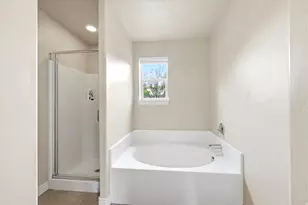 1823 W 2300 S, Woods Cross, UT 84087 - Photo 21