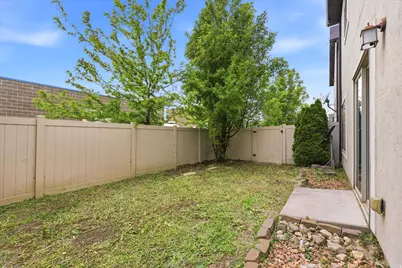 1823 W 2300 S, Woods Cross, UT 84087 - Photo 23