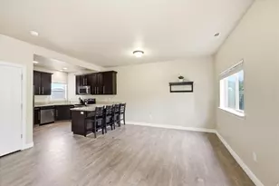 1823 W 2300 S, Woods Cross, UT 84087 - Photo 11