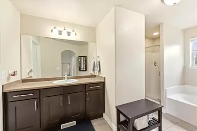 1823 W 2300 S, Woods Cross, UT 84087 - Photo 15