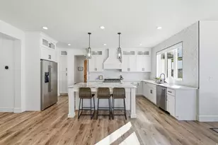 510 Sarah St, Providence, UT 84332 - Photo 9
