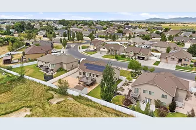 3038 N 3325 W, Plain City, UT 84404 - Photo 9