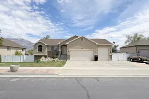 3038 N 3325 Mdw W, Plain City, UT 84404 - Photo 3