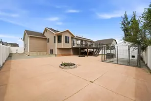 3038 N 3325 W, Plain City, UT 84404 - Photo 11