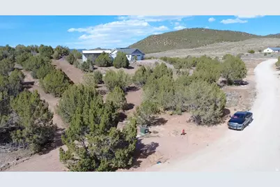 17912 W Granite Ln, Cedar City, UT 84720 - Photo 5