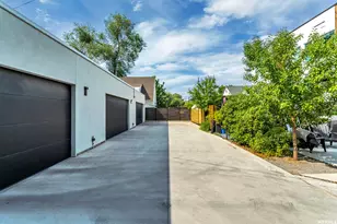 2444 S 900 E, Salt Lake City, UT 84106 - Photo 51