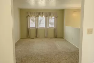 324 N 300 W, Vernal, UT 84078 - Photo 7