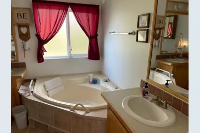 655 N 400 -W W, Malad City, ID 83252 - Photo 11