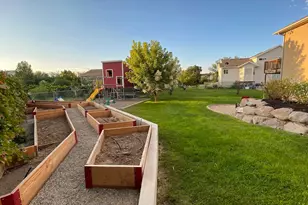 2887 S Star Brook Cir Cir W, West Valley, UT 84128 - Photo 17