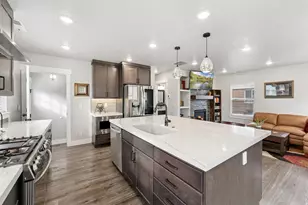 2724 S Lake St, Salt Lake City, UT 84106 - Photo 11
