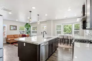 2724 S Lake St, Salt Lake City, UT 84106 - Photo 9