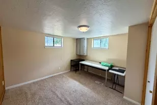 5597 S Hillside Dr E, Murray, UT 84107 - Photo 31