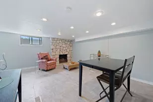 5597 S Hillside Dr E, Murray, UT 84107 - Photo 25