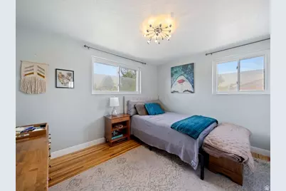 5597 S Hillside Dr E, Murray, UT 84107 - Photo 19