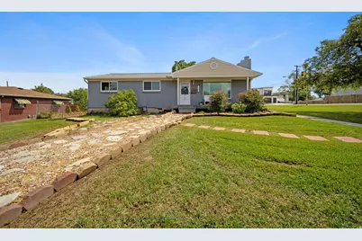 5597 S Hillside Dr E, Murray, UT 84107 - Photo 7