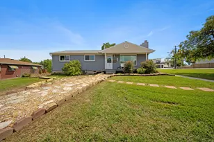 5597 S Hillside Dr E, Murray, UT 84107 - Photo 7