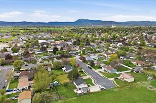 82 E 450 S, Smithfield, UT 84335 - Photo 39