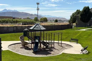 3432 W Zermatt Dr, Riverton, UT 84065 - Photo 17