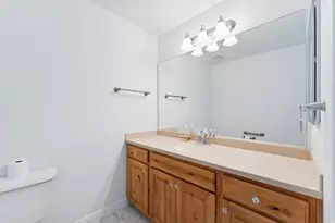 877 W 1920 S, Syracuse, UT 84075 - Photo 19