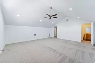 877 W 1920 S, Syracuse, UT 84075 - Photo 17