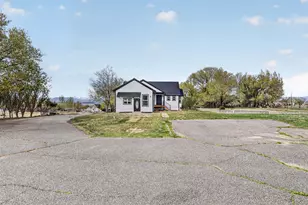 375 E 200 N, Spring City, UT 84662 - Photo 39