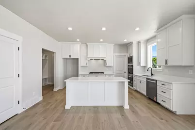 625 N 210 W, Salem, UT 84653 - Photo 3