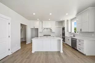 625 N 210 W, Salem, UT 84653 - Photo 3