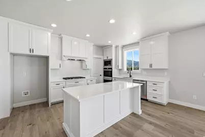 625 N 210 W, Salem, UT 84653 - Photo 5